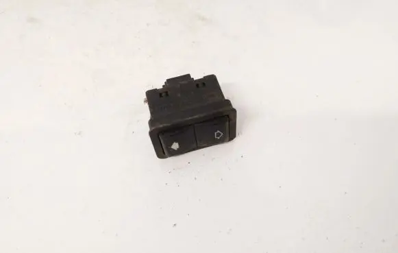 BMW 5 E39 Electric window control switch 8368974