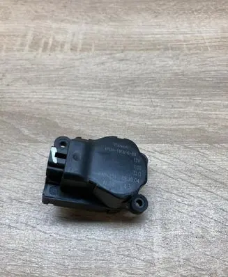 Peugeot 407 Air flap motor/actuator 4PUH19E616BB EAD151
