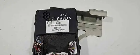 Suzuki Grand Vitara II Comfort/convenience module 3677064JE0