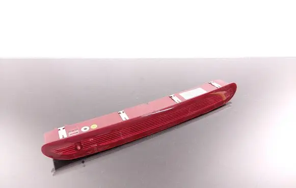 Volkswagen Golf VI Third/center stoplight