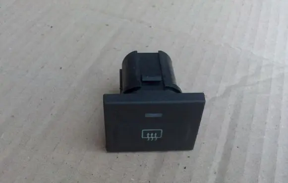 Ford Focus Windscreen/window heater switch 