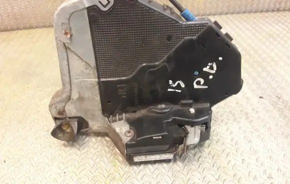 Lexus IS 220D-250-350 Front door lock 6903053080