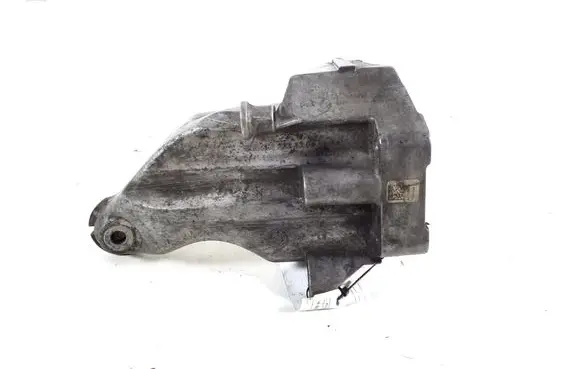 Mercedes-Benz GLK (X204) Engine mounting bracket A6512231304