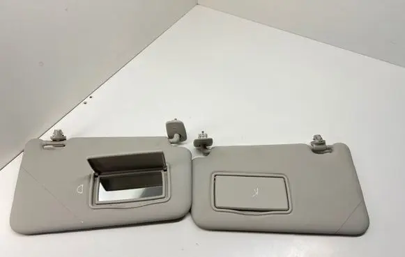 Sun visor