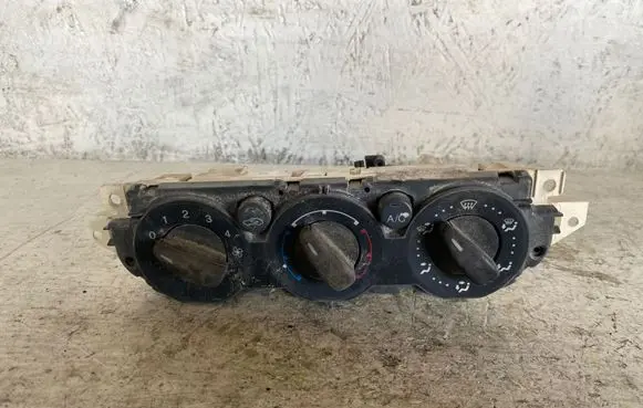 Ford Focus Climate control unit 69607003