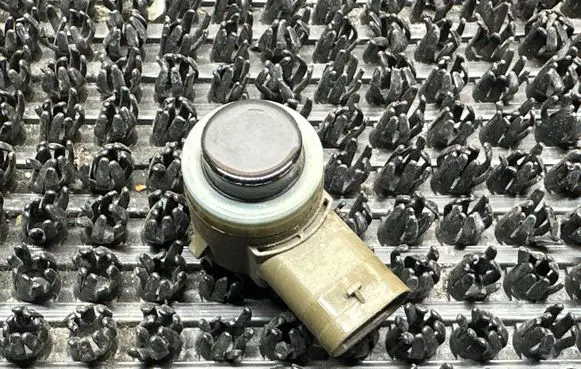 Tesla Model S Parking PDC sensor 109961100B