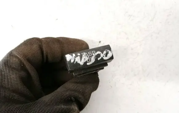 Skoda Octavia Mk2 (1Z) Traction control (ASR) switch 1Z0927133C 10012843