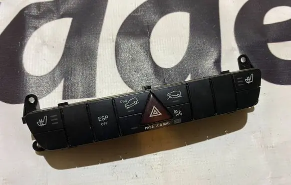 Mercedes-Benz ML W164 Hazard light switch a1648703510 1648703510