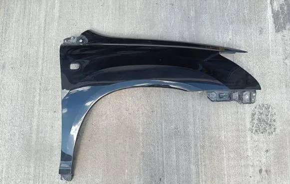 Lexus RX 330 - 350 - 400H Fender