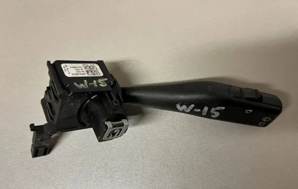 Volkswagen Touran I Wiper control stalk 1K0953519 4BE0488D