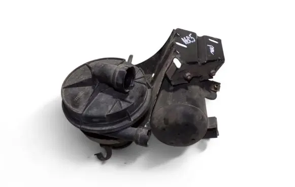 Audi A6 S6 C5 4B Secondary air pump 8D0906613B 06A959253B