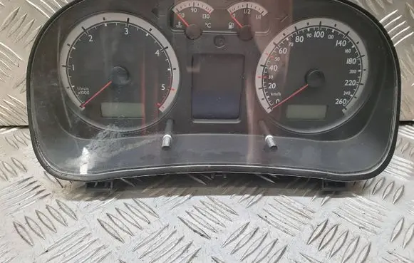 Volkswagen Golf IV Speedometer (instrument cluster) 110080134003