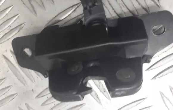 Peugeot 206 CC Tailgate exterior lock 