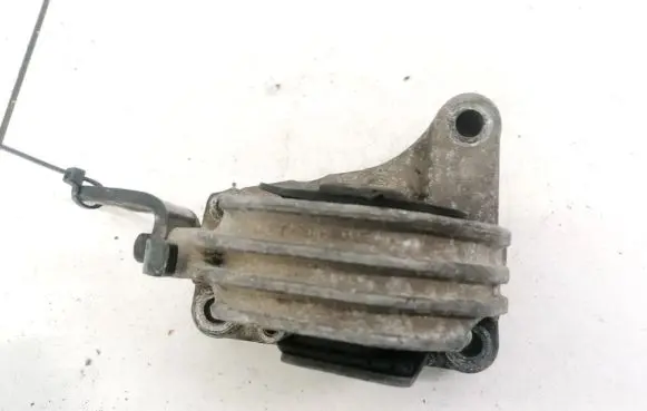 Volvo V70 Engine mount bracket 30741583 326C88
