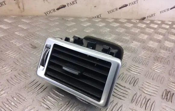 Land Rover Discovery 5 Dashboard side air vent grill/cover trim FK72-018B08-AC