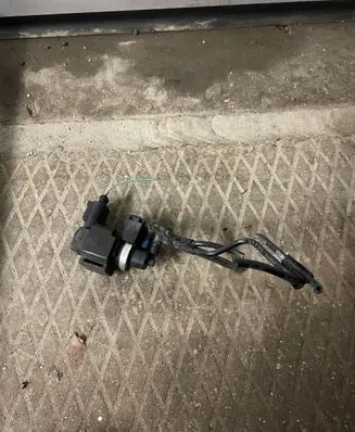 Audi A6 S6 C6 4F Turbo solenoid valve 059906628A 72290315