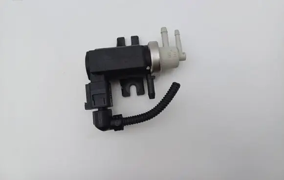 Volkswagen New Beetle Turbo solenoid valve 1J0906627A