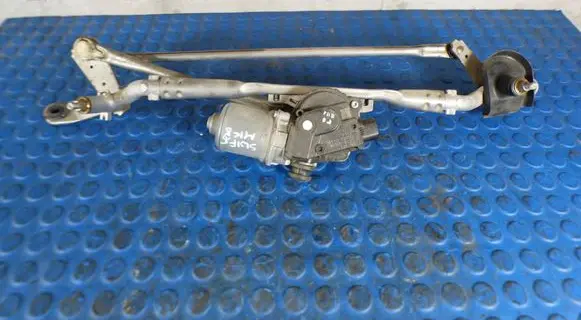 Suzuki Swift III Front wiper linkage and motor CART3811052R00 3811052R00 1593008120