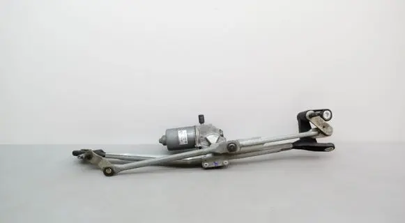 Front wiper linkage and motor