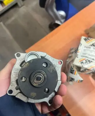 Ford Focus Water pump