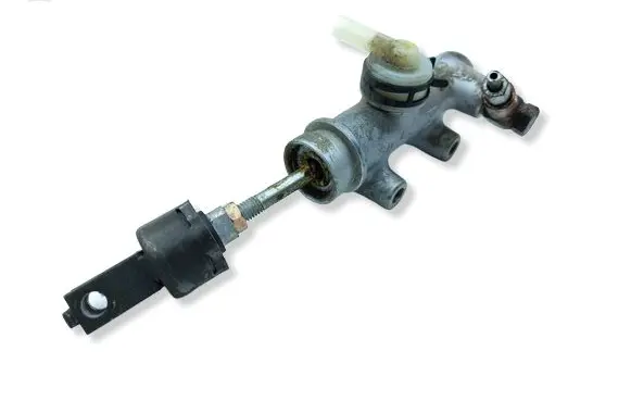 Lexus IS 220D-250-350 Master brake cylinder