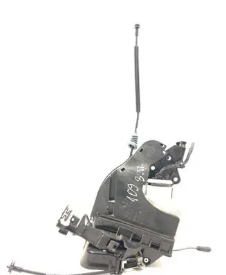 Volvo V50 Rear door lock