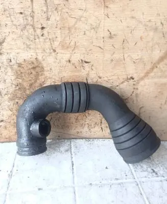 Audi A6 S6 C5 4B Intercooler hose/pipe 8D0129615A