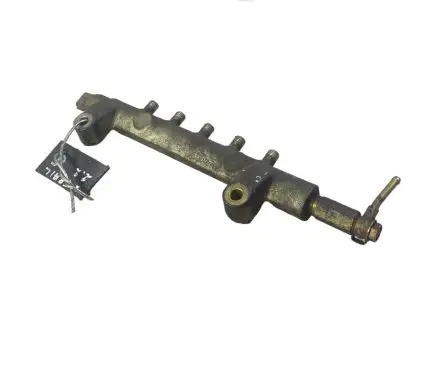 Nissan X-Trail T30 Fuel main line pipe 83F23 6100