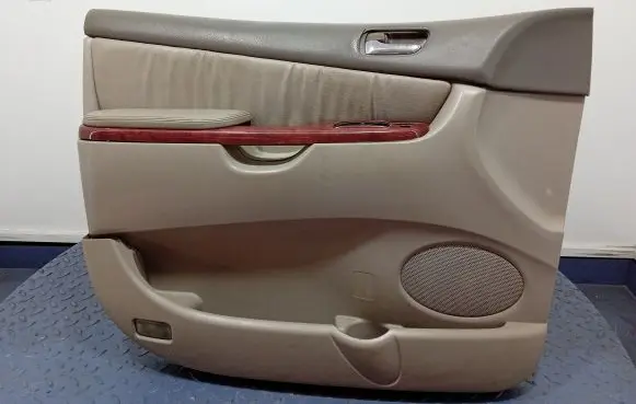 Toyota Sienna XL20 II Door card panel trim set 