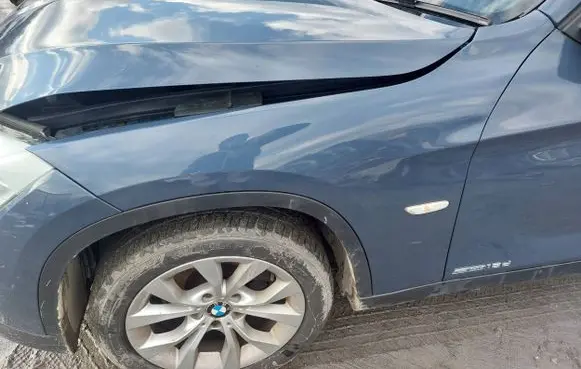 BMW X1 E84 Fender
