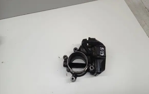 Volkswagen PASSAT B6 Throttle valve 03L128063E A2C53338105