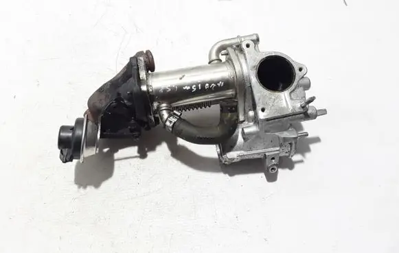 Renault Megane III EGR valve cooler 147355713R
