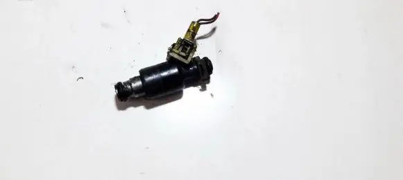 Opel Tigra A Fuel injector