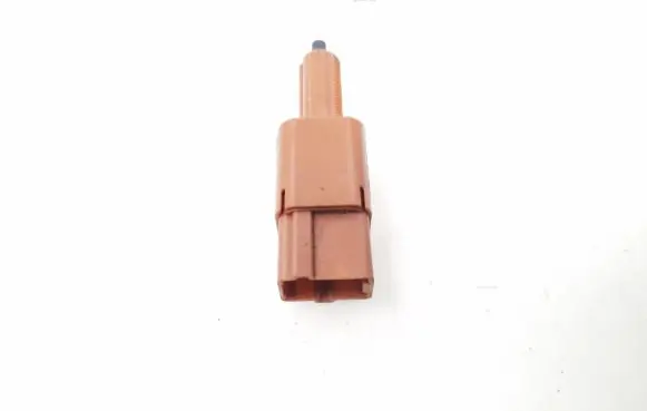 Nissan Juke I F15 Brake pedal sensor switch
