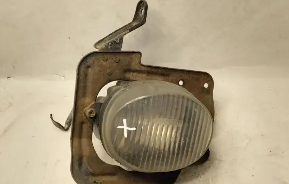 Chrysler Sebring (FJ - JX) Front fog light Mb929278