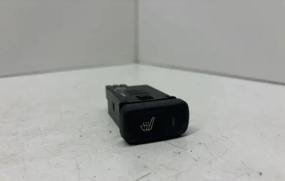 Volvo S40, V40 Seat heating switch
