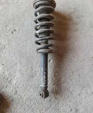 Mitsubishi Pajero Front shock absorber/damper