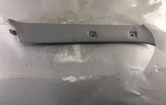 Mitsubishi Pajero Pinin (B) pillar trim (bottom) MR480025