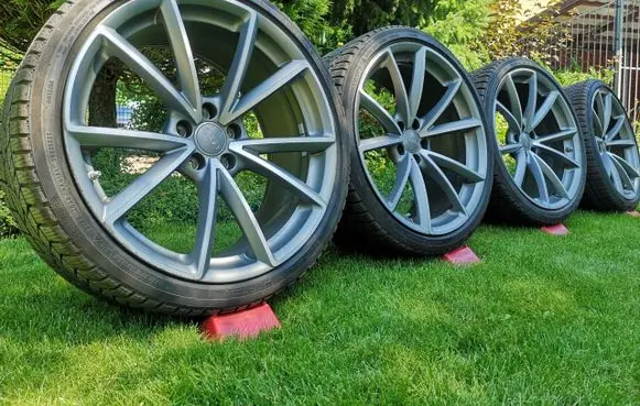 Audi A5 8T 8F R20 alloy rim 