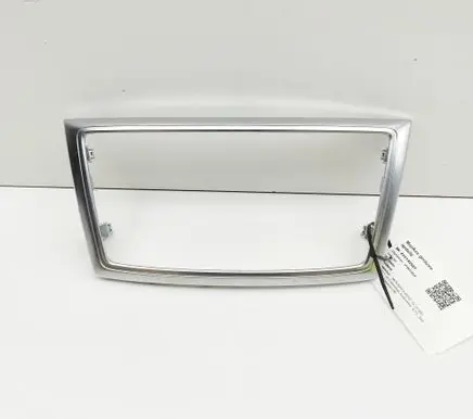Mercedes-Benz GL X166 Radio/GPS head unit trim A1666801917