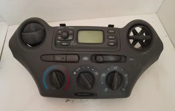 Toyota Yaris Climate control unit 8611052021