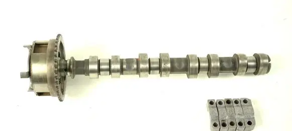 Opel Astra J Camshaft 55562231 55562225