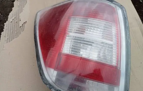 Opel Astra H Rear/tail lights 13223674 333658610