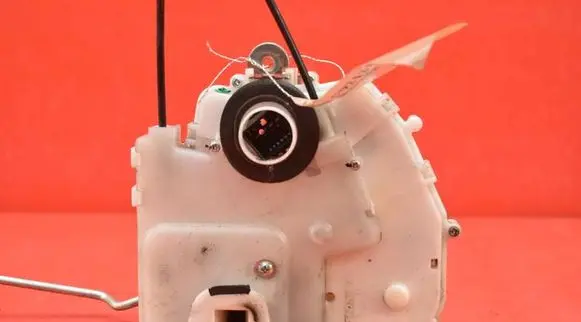 Honda FR-V Front door lock