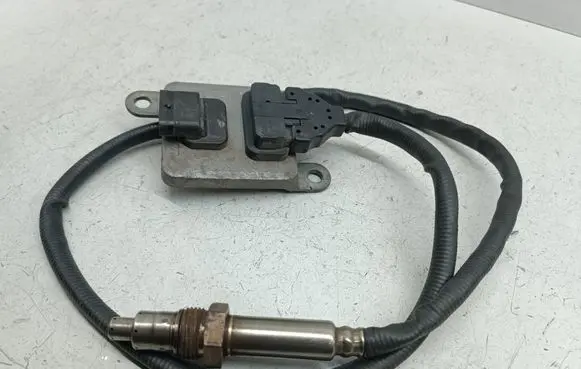 Mercedes-Benz E W212 Lambda probe sensor A0009053603 5WK96683D 0009053603
