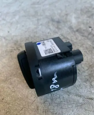 Skoda Karoq Light switch 565941431c