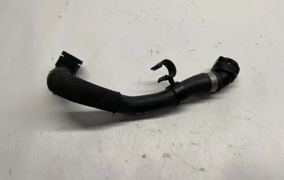 BMW 5 F10 F11 Engine coolant pipe/hose 15476810