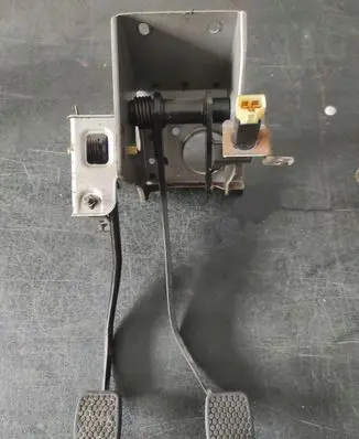Suzuki Ignis Brake pedal bracket assembly 