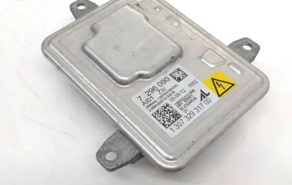 Headlight ballast module Xenon