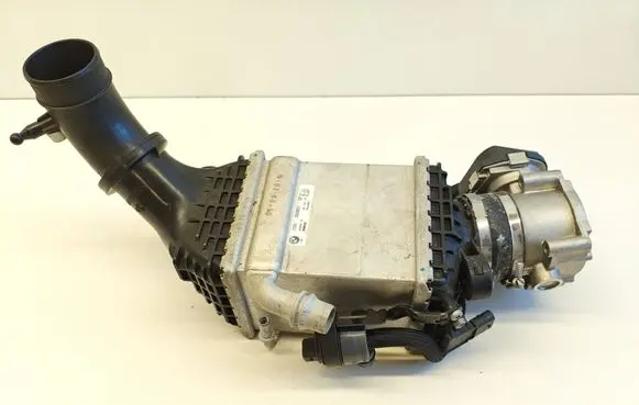 BMW X5M F85 Intercooler radiator 7848097 17517848097 7555944